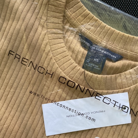 French Connection Tommy Ribbed Crop Top - Picture 2 of 4